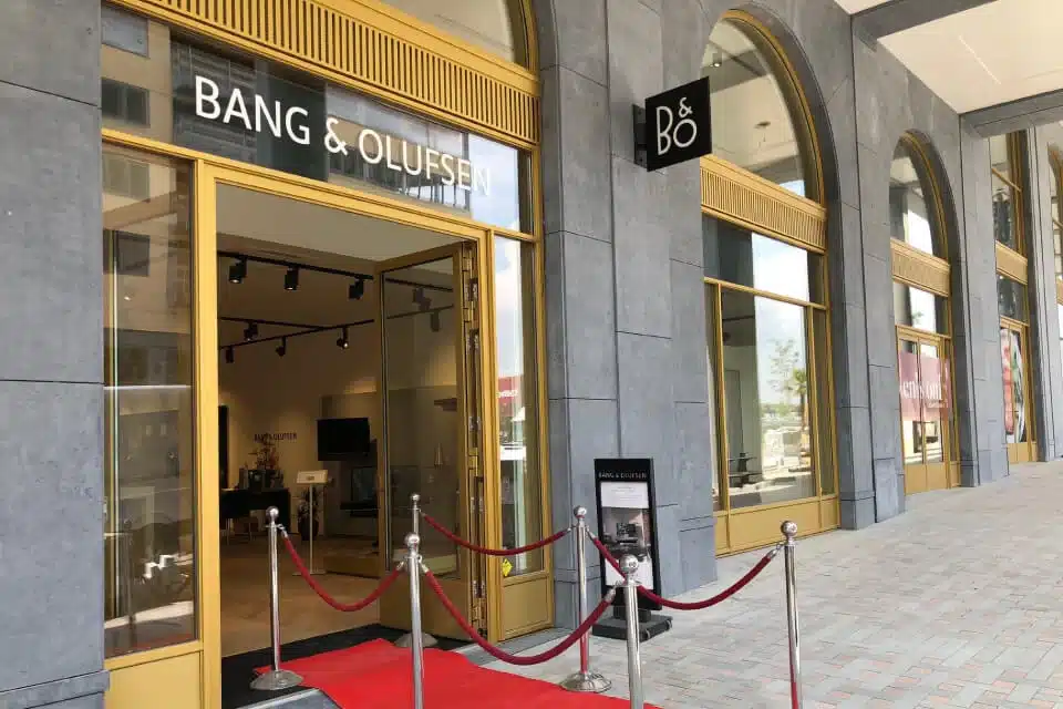 Bang & Olufsen